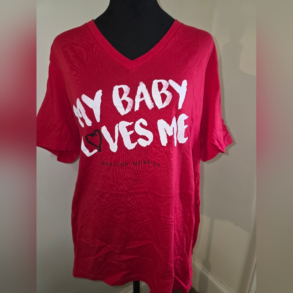 Martina McBride My Baby Loves Me Red V Neck Graphic T Shirt Women’s XXL